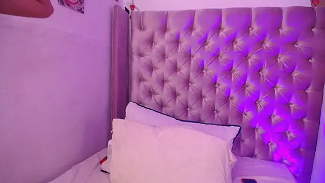 laila_stilwiills webcam