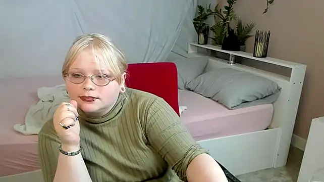 Stella_Brayn webcam