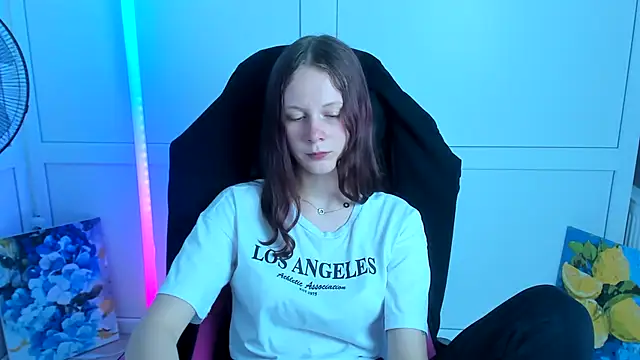 Skylar_spring webcam