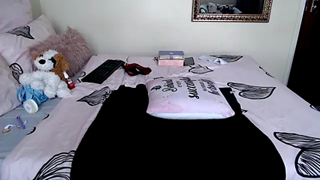 FitSelina66 webcam