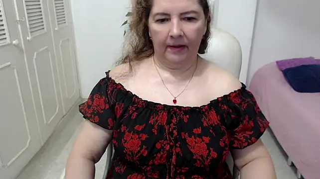 leonela_69 webcam
