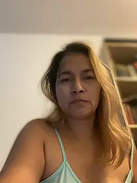 Jlo_69 webcam