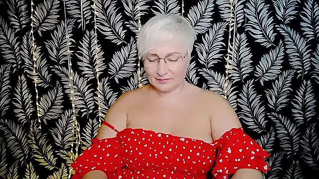 Olivia_playful webcam