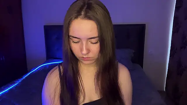SelenaBrook webcam