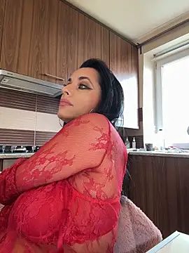 Hotmomcheckk_