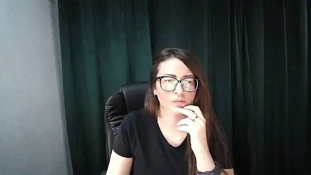 NoraMilf webcam