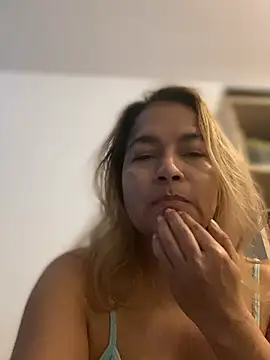 Jlo_69 webcam