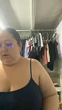 Chloee_Peach webcam