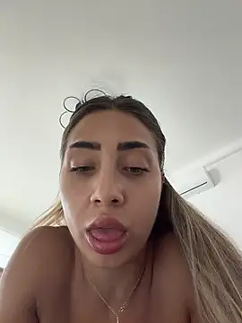 BonyBon29 webcam