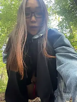 trytomakememoam webcam