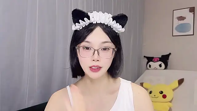 Pearl-xixi777 webcam