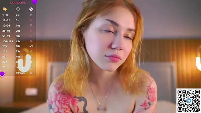SofiaSantora webcam