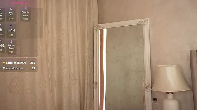 LunaaMillerX webcam