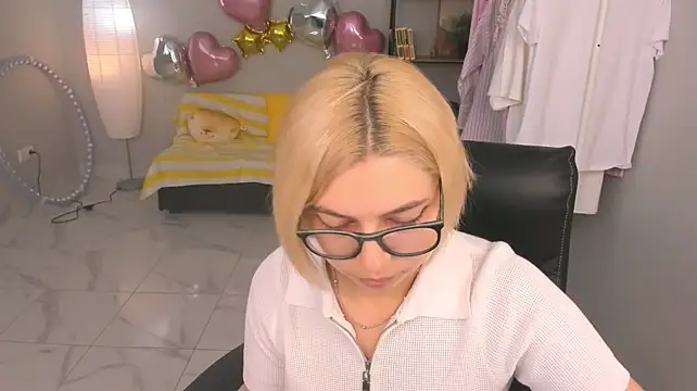AndreaHirst webcam