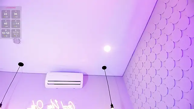 EmilyBlossom_ webcam