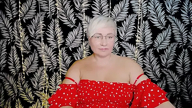 Olivia_playful webcam