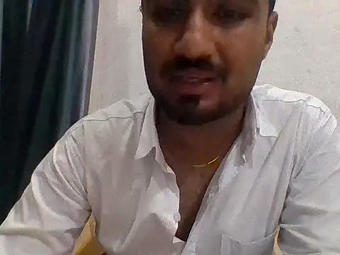 rooh_afza_22 (M young) - Wanna become a makup artist (Rs 100000)