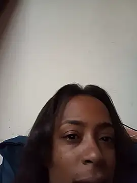 Meninaveneno26 webcam