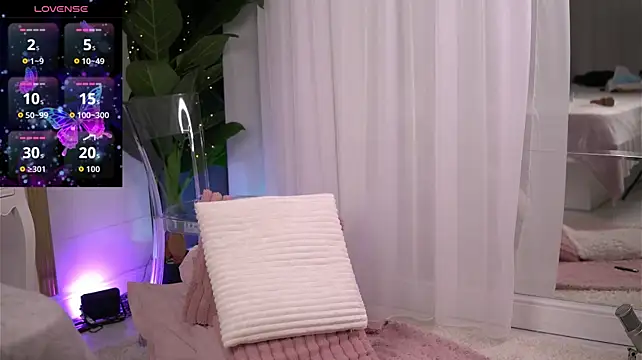 RebeccaRese webcam