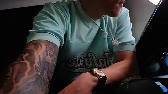 FelixStarkk live sex cam