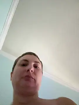 MrsRobinsonnn webcam