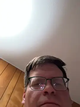 treatbobnicer webcam