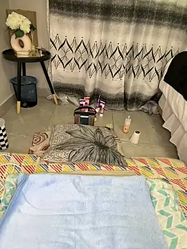 Nicole_bash webcam