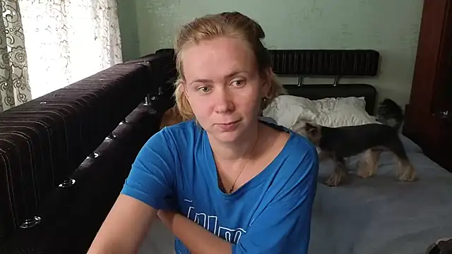 Riley_Roo webcam