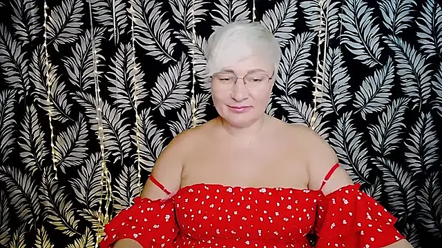 Olivia_playful webcam