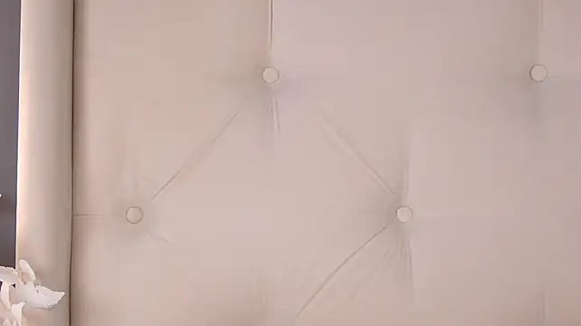 ur_wet_dreams webcam
