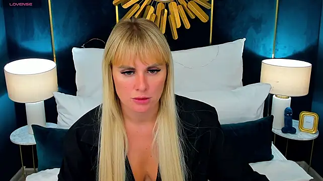LilyDav 📭 naked cam chat