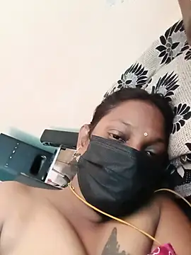KadhalArasi webcam