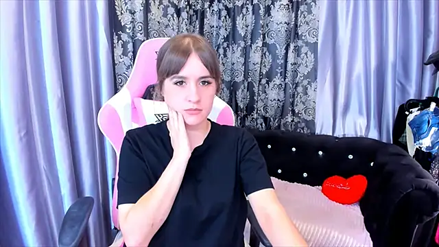 KamilaFoxy webcam