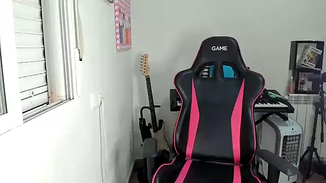 Ama_music webcam