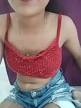 Mahi677 webcam