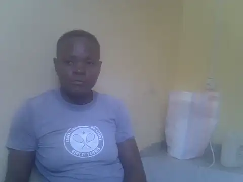 BUBBLY-QWEEN webcam