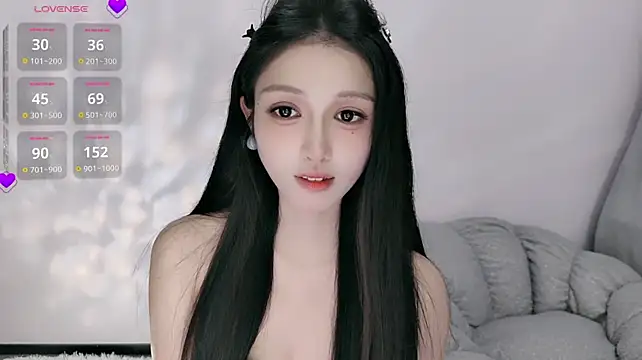 lulu-789 (F young) - 今天晚餐，面包夹生菜，能加个鸡腿嘛