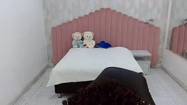 MatewHottxxx webcam
