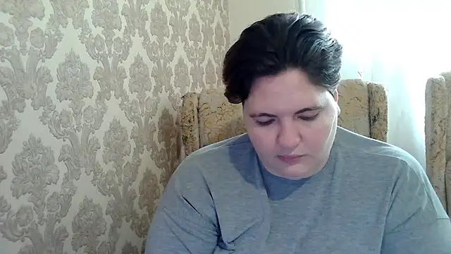 MilaXHelen webcam