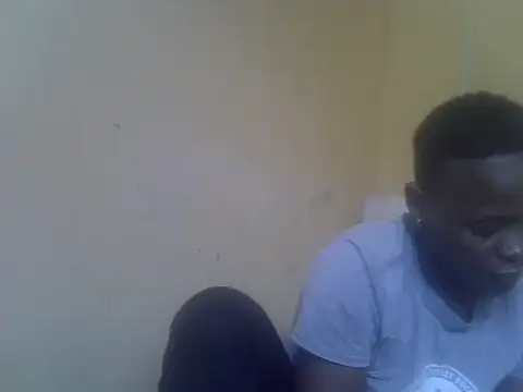 BUBBLY-QWEEN webcam