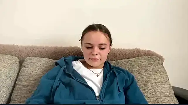 LorileeKaliszewski webcam