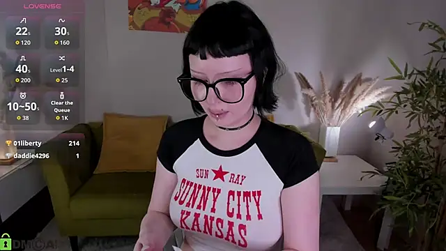 alice_chained webcam