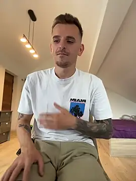 Huge_cock22cm avatar