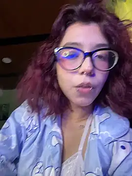 Nana-Komatsu live sex cam