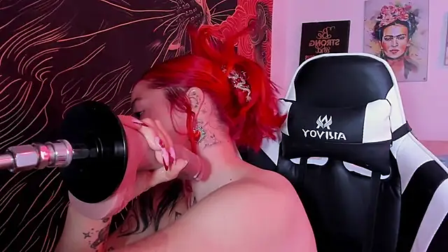 annika_taylor webcam
