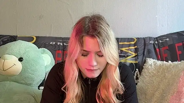EarlineStrojnys live sex cam