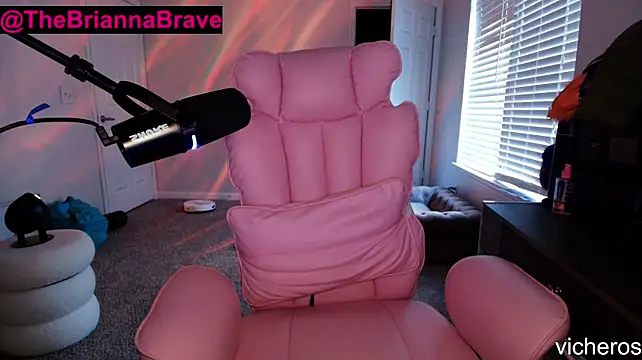 BriannaBrave webcam