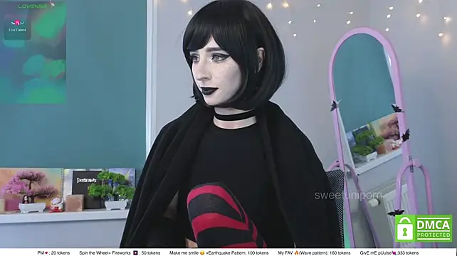sweetuniporn webcam