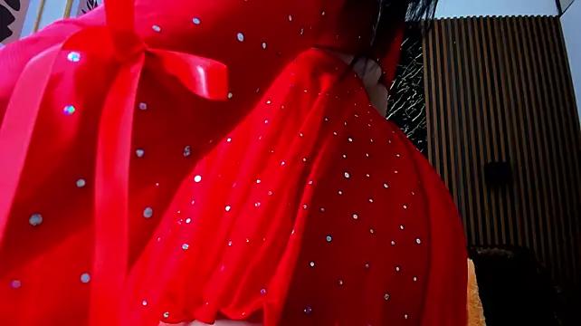 Emy_topless webcam