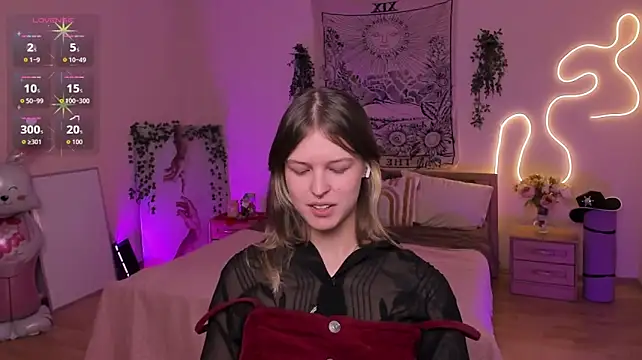 Lisa_Blossom webcam